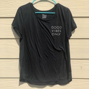 Old Navy good vibes only t-shirt